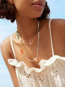Ofertă Necklace With Shell  Necklace With Shell 74,9 lei la Parfois