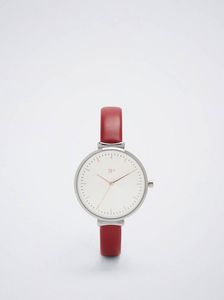 Ofertă Watch With Leather Effect Wristband, Red 144,9 lei la Parfois